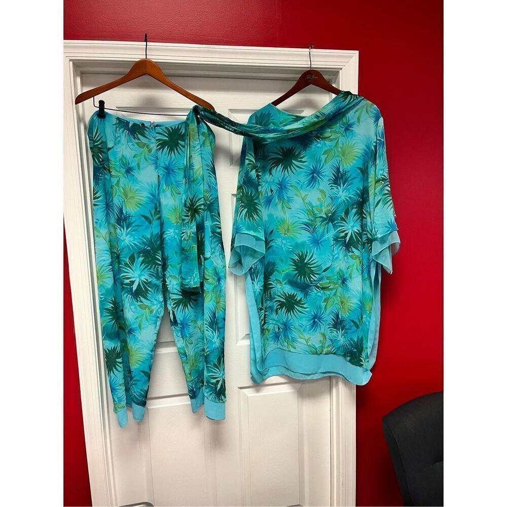 Victor Costa Vintage Aqua Blue Palm Tree Print 100% Silk 3 Pc. Tunic Pant Set 22
